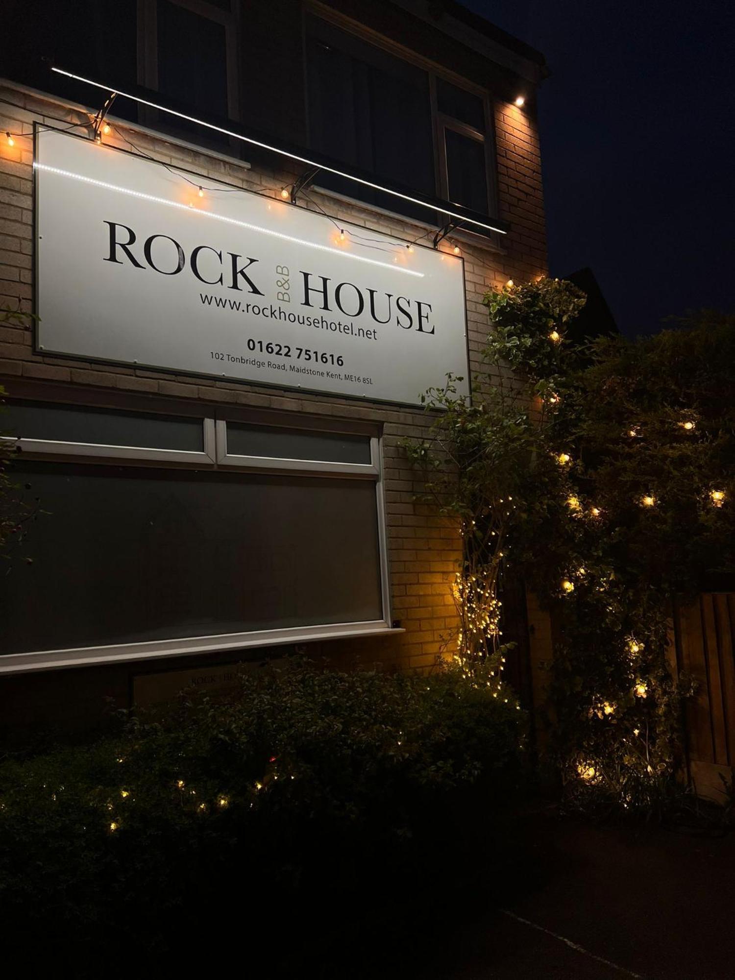ميدستون Rock House Bed And Breakfast المظهر الخارجي الصورة